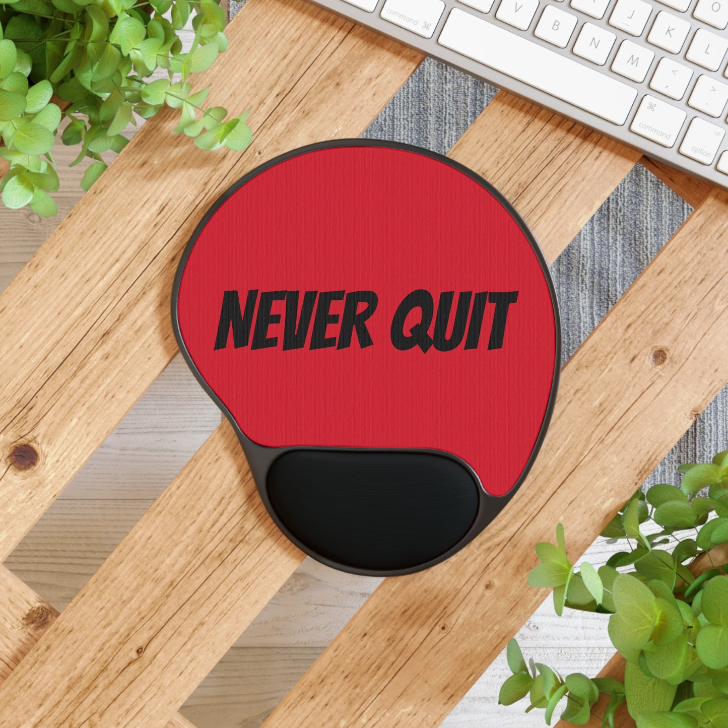 Motivational Mouse Pad with Wrist Rest - 'Never Quit' Ergonomic Desk Accessory